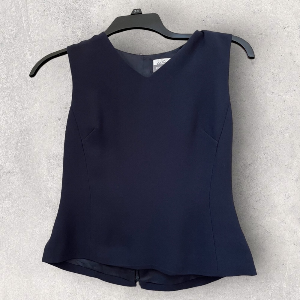 EUC - Collecibles Petite Sophisticate Navy Woman's Suit Vest Shell Size 2
